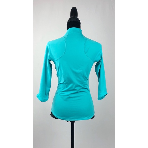 Nike Dri Fit 3 Quarter Sleeve Athletic Top - Picture 4 of 8
